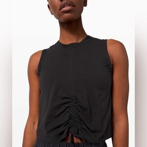 Lululemon Cinch Me Up Front Tank in Black Size 6